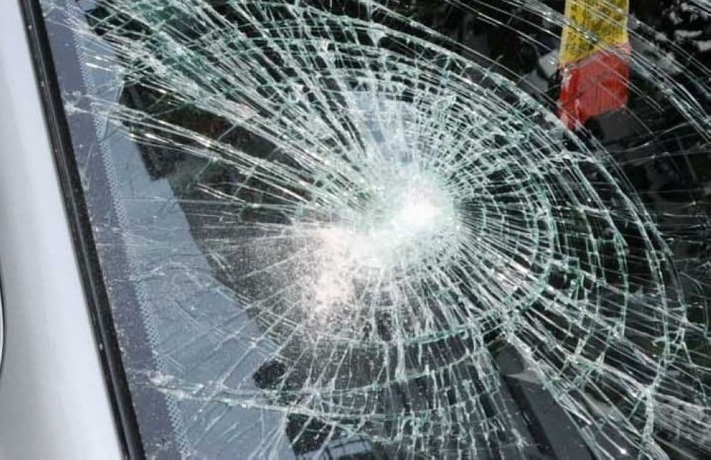 Two teens nabbed over spate of car window-breaking incidents in Perak