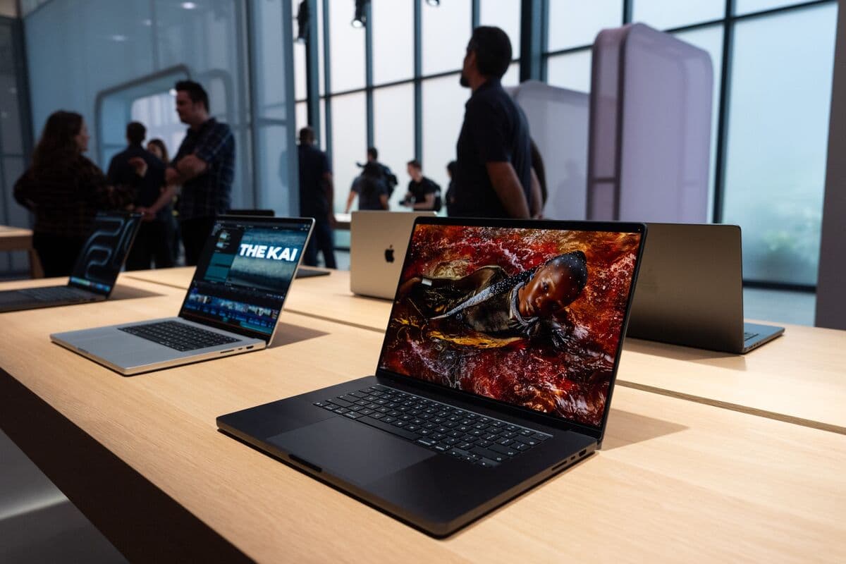 Apple Boosts AppleCare+ Monthly Prices by 50 Cents in Latest Increase - Bloomberg.com