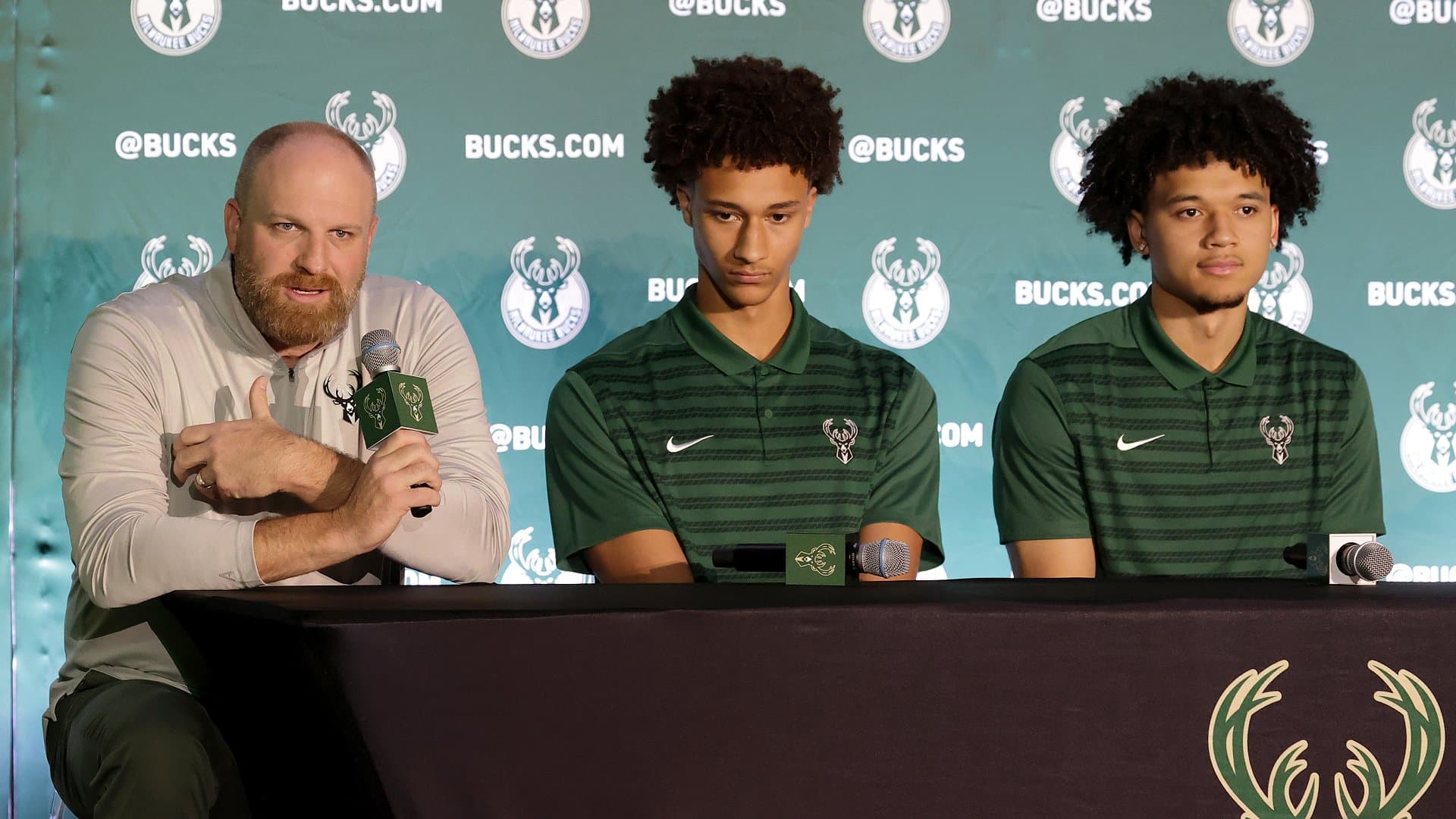 Giannis Antetokounmpo trade has Bucks ready for era of 'something new'