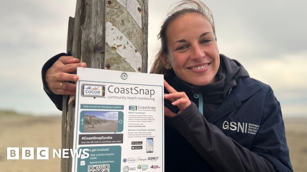 How beachgoers are turning snaps into science