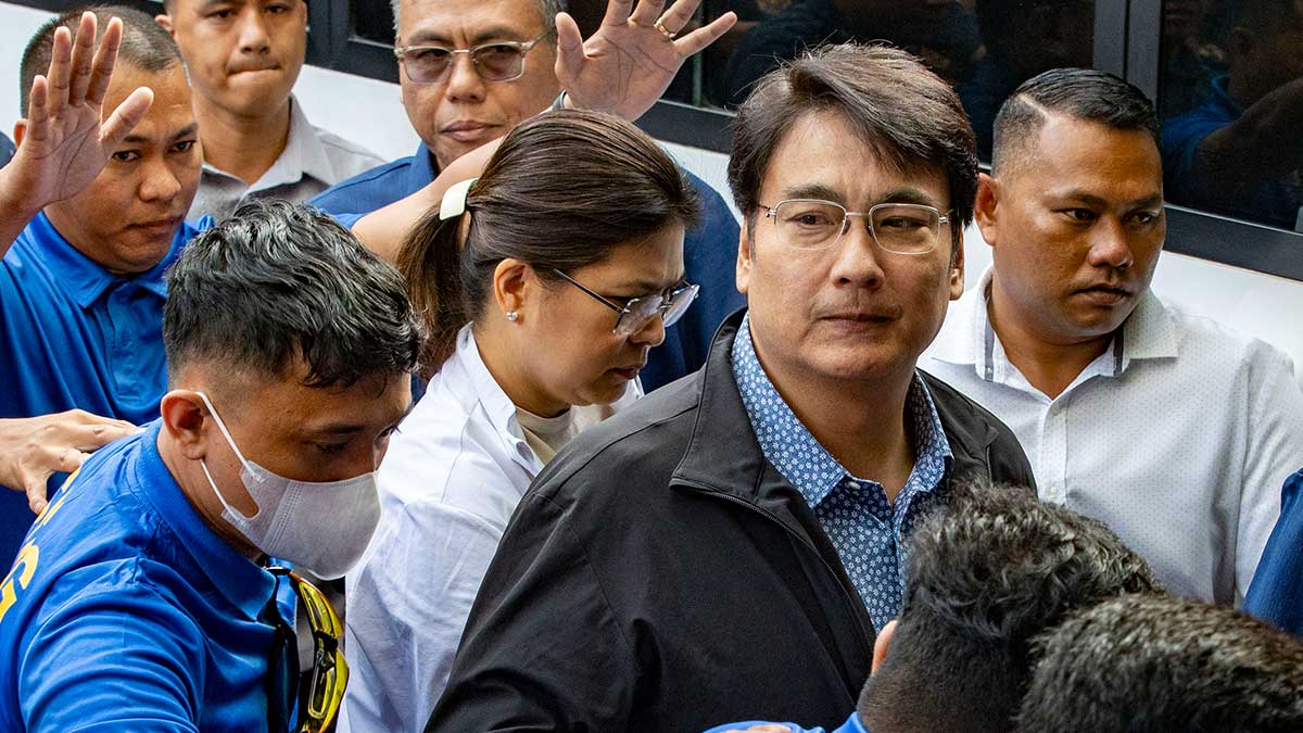 Court rejects Revilla’s bid to visit brother’s wake