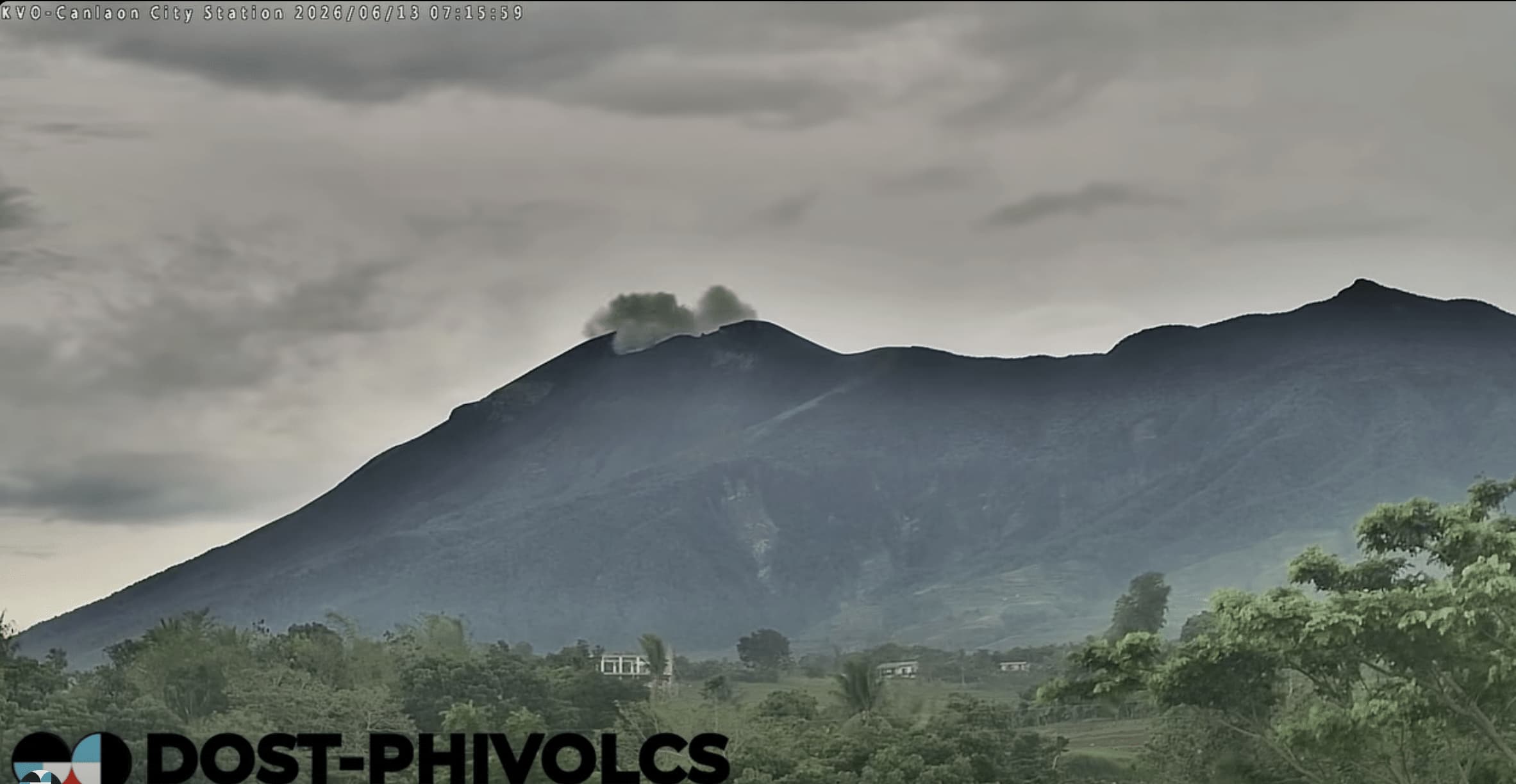 Mayon nears explosive phase, warns Phivolcs