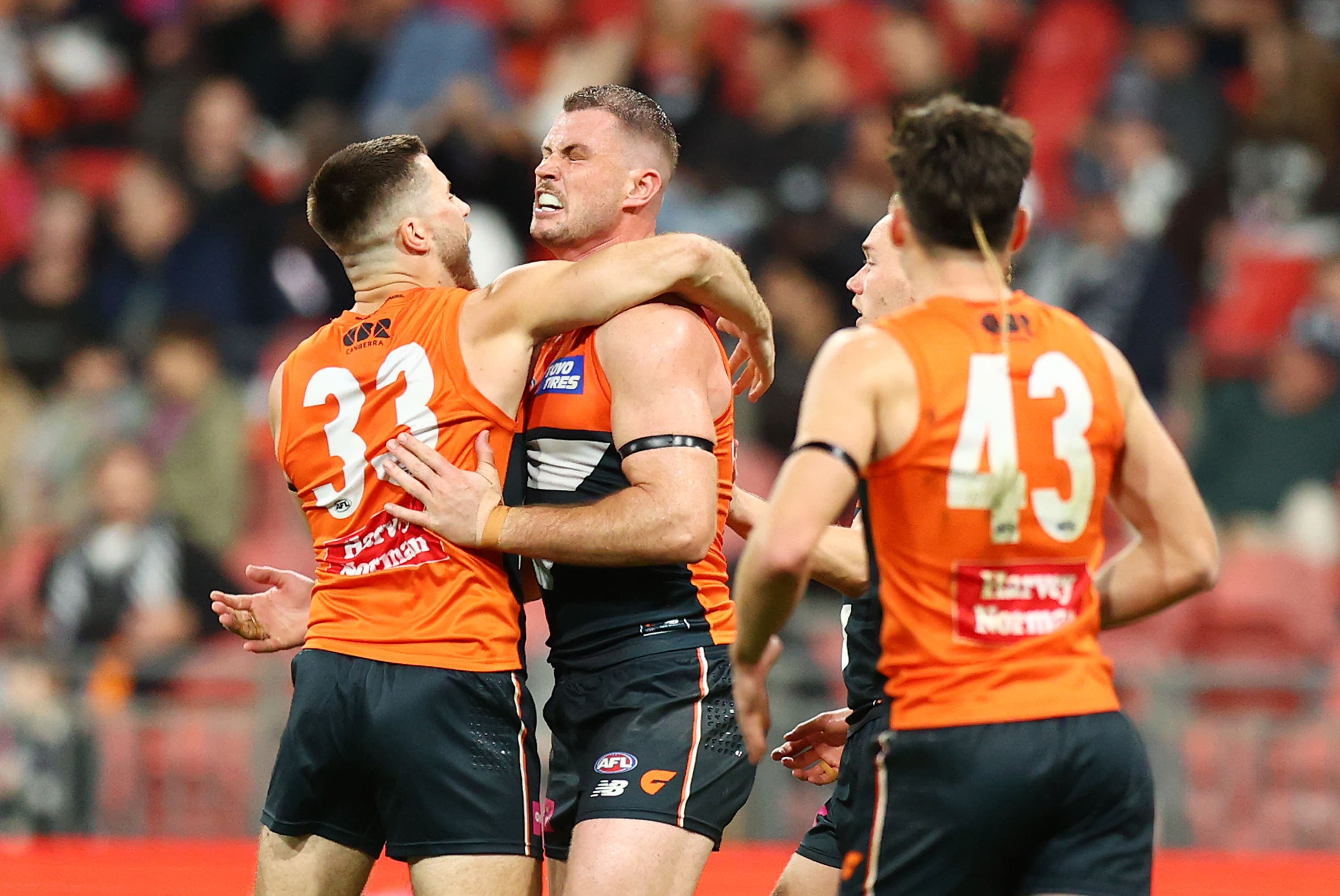 Injuries everywhere as Giants reel in huge deficit to continue domination of Cats